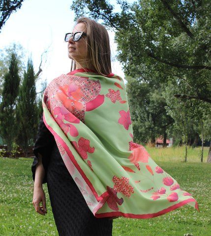 Embracing warmth. Natural silk scarf